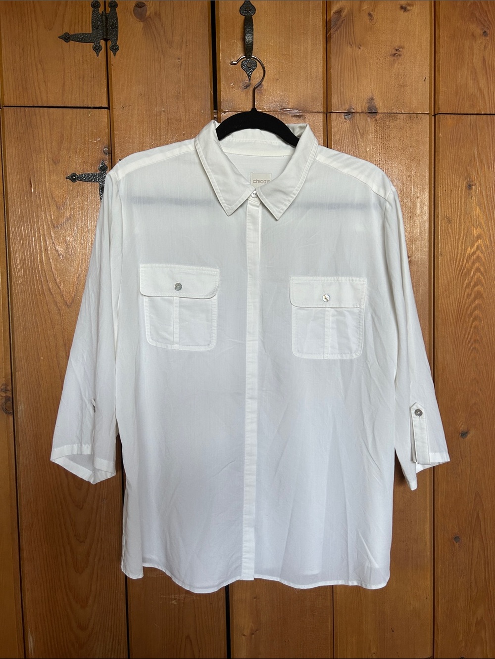 Chico's White Button-Front Casual Shirt with Chest Pockets